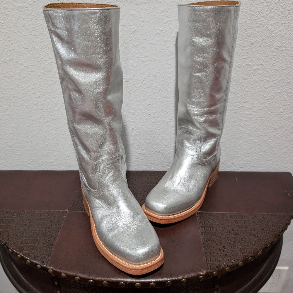 Frye Campus Silver Leather Boots Size 8.5 - Picture 8 of 16